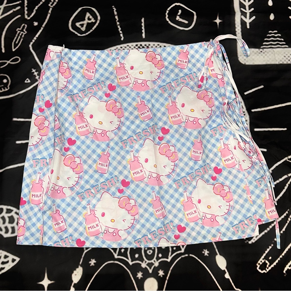 Hello Kitty Gingham Pastel Milk Theme Side Tie Skirt
